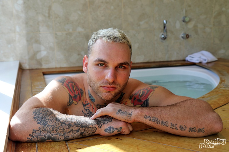 bentleyrace-sexy-young-naked-muscle-hunk-hunter-jones-australian-aussie-boy-beard-inked-tattoo-hairy-ass-cheeks-low-hanging-balls-003-gay-porn-sex-gallery-pics-video-photo